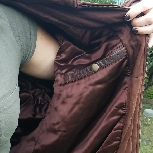 VINTAGE Banana Republic Leather Coat - Picture 7 of 15